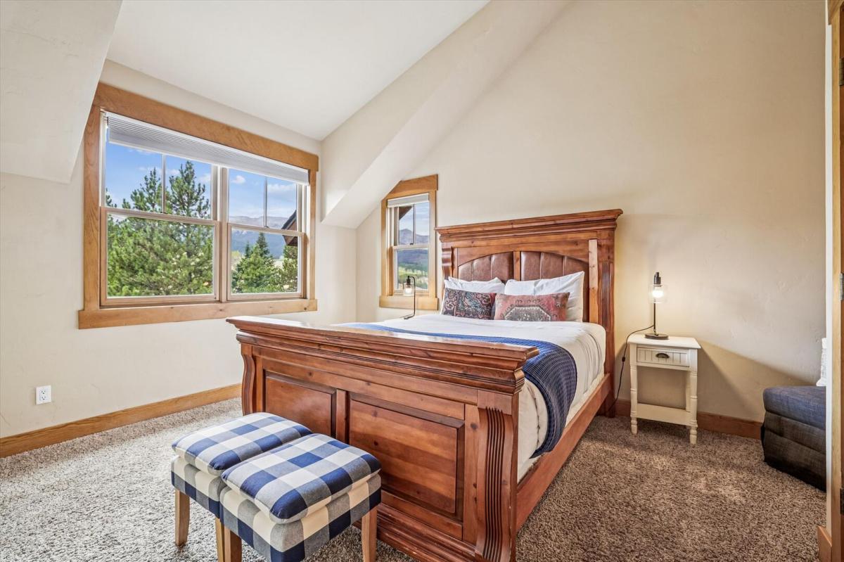 Bedroom - Little Bear Lodge - Breckenridge Vacation Rental