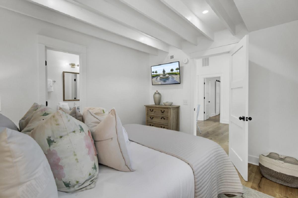 Guestroom 3