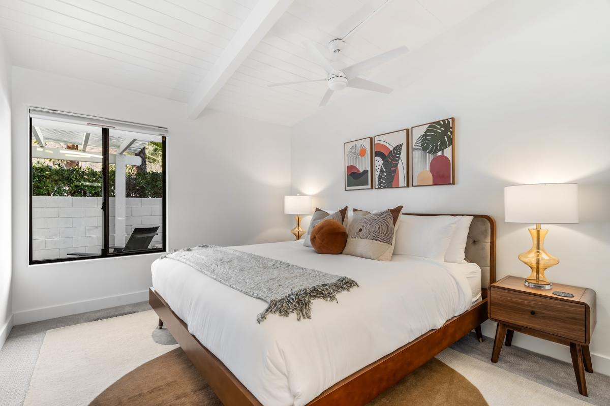 Alexander Desert Dreams