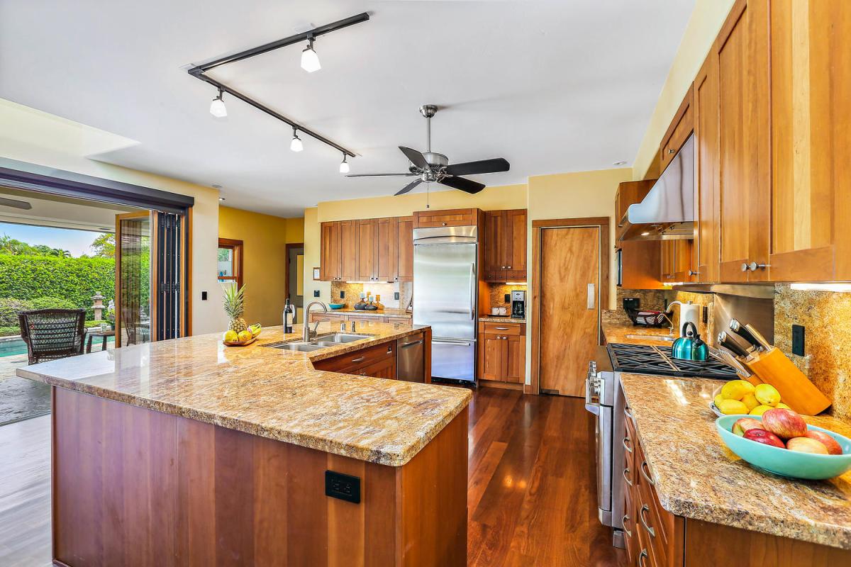 Kitchen and outdoor living! Folding Lanai Doors for exterior liv