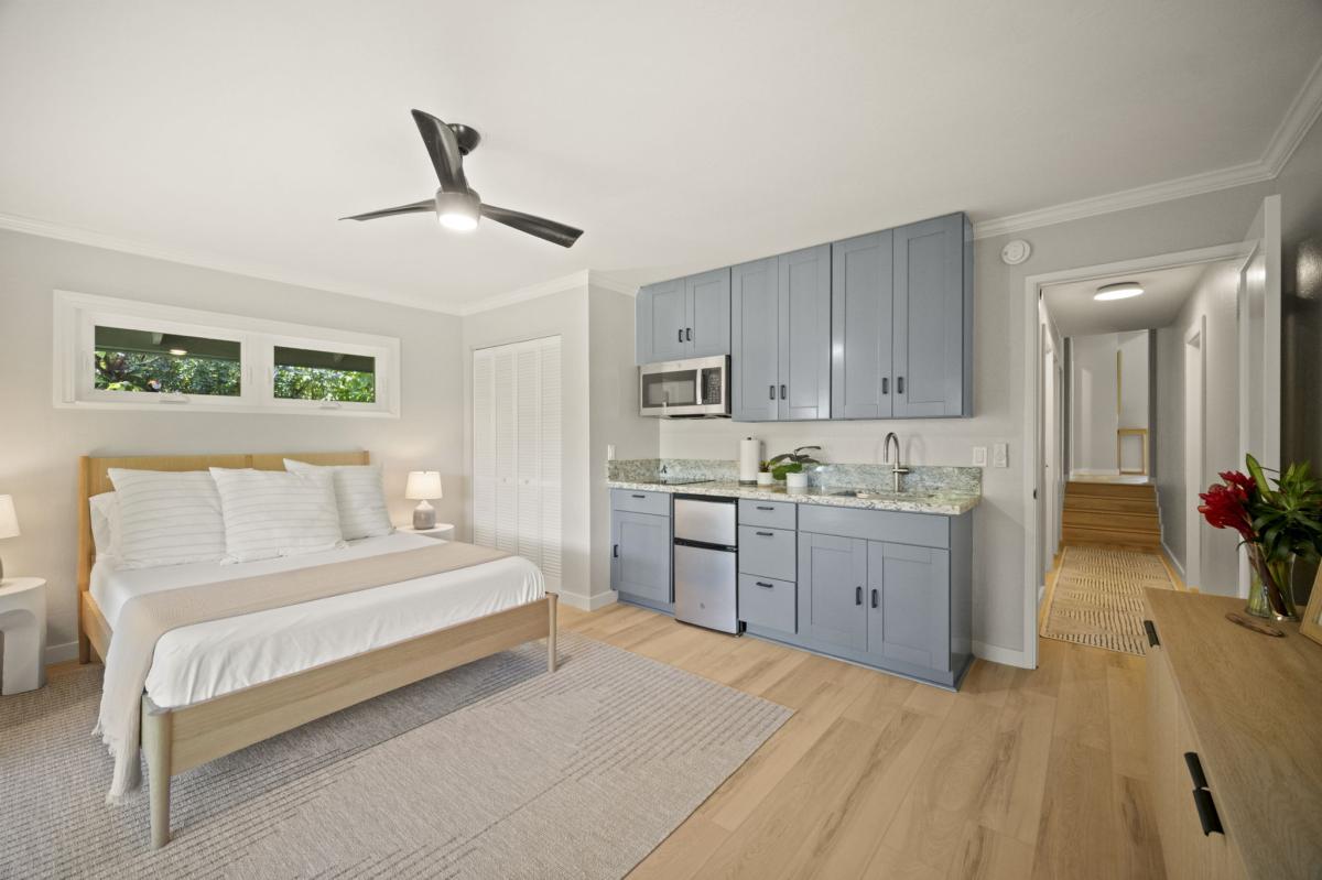 Queen Bed