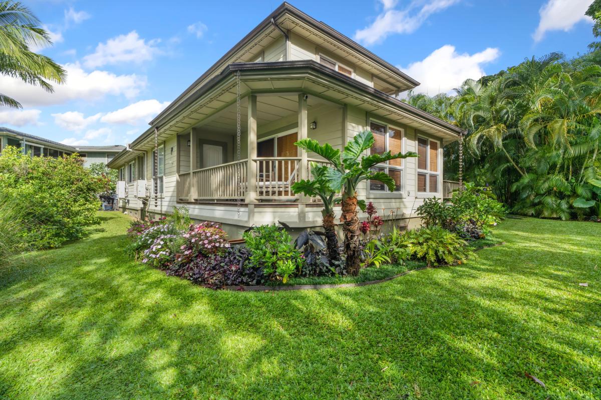 Located in a tropical oasis, perfect in Paradise