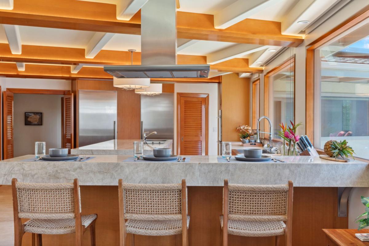 Gorgeous lighting and decor throughout
