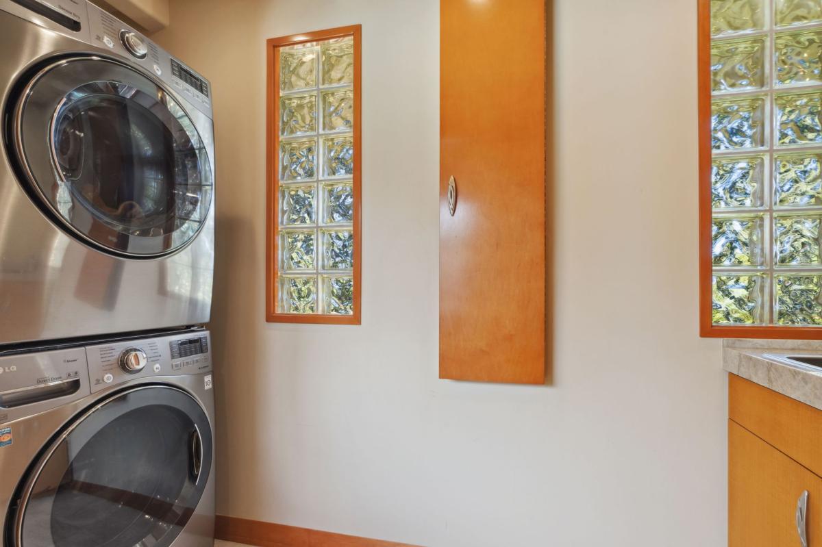 Washer & dryer