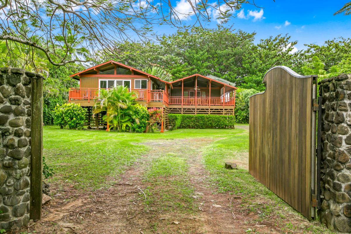 Welcome to Hale Koolau! An island retreat sits beyond woo