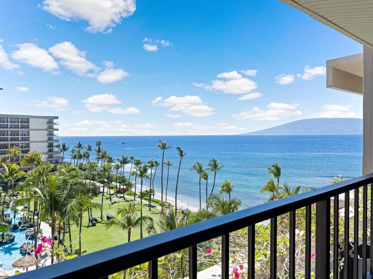 View from the Kaanapali Alii 384 lanai