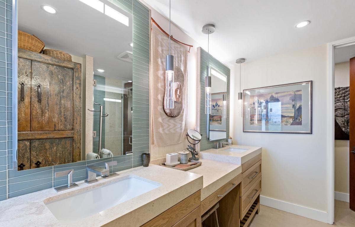 Mauna Lani Point F304 bathroom