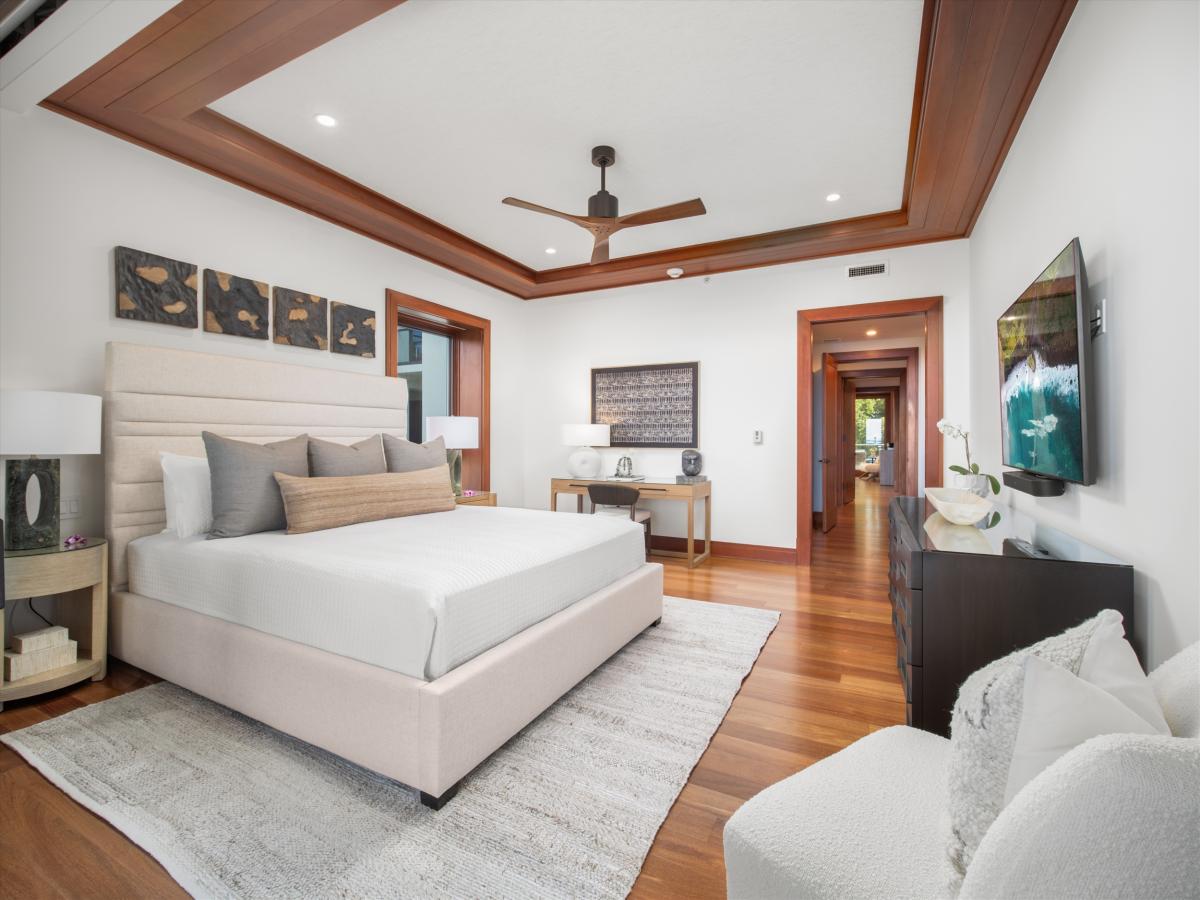 Modern Maui Premier Grand Residence 1502 at The Resort at Kapalua Bay