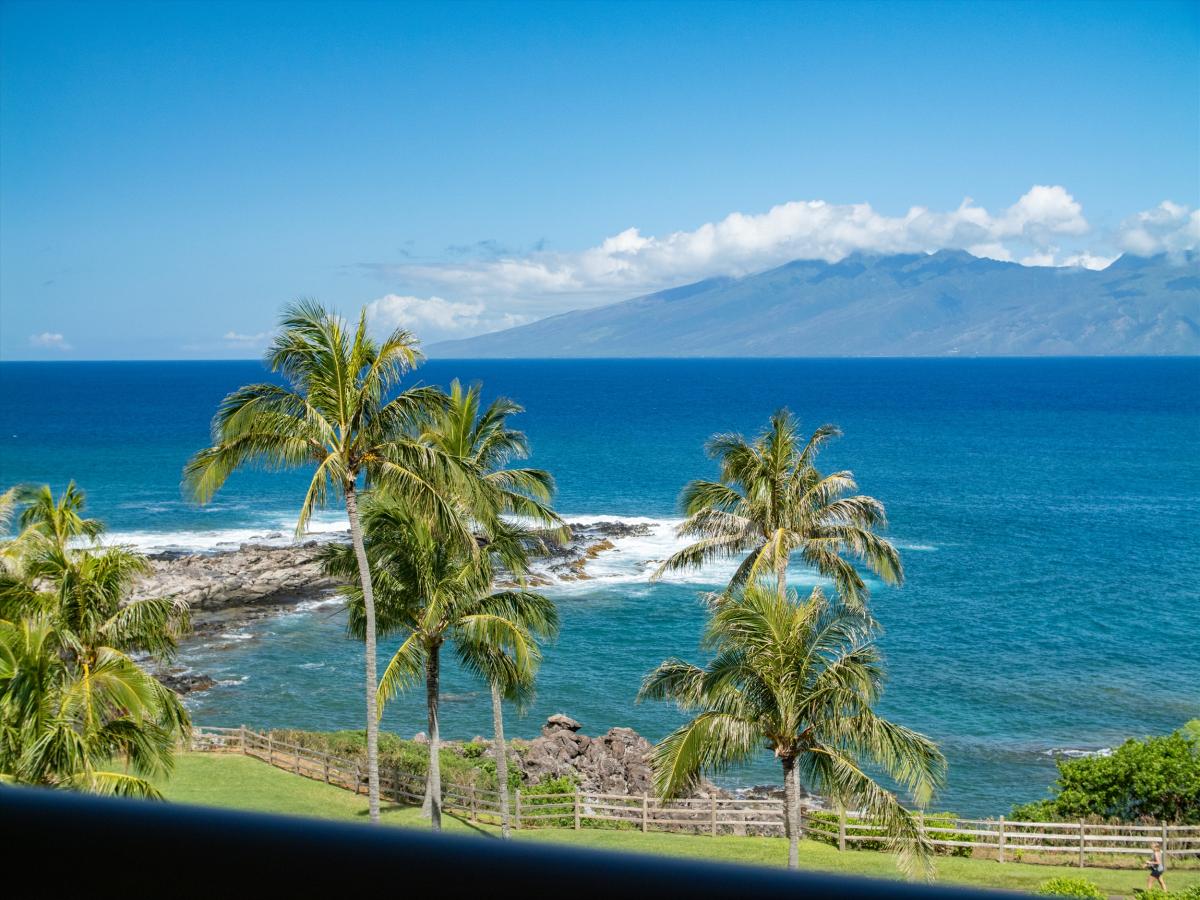 Modern Maui Premier Grand Residence 1502 at The Resort at Kapalua Bay