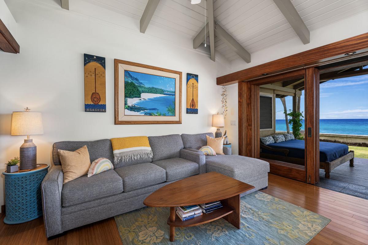 A second sitting area for slipping away from the main room.