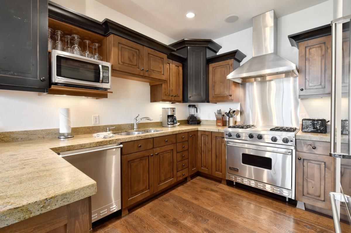 Silver Star #802 - 2 Bed + Spa