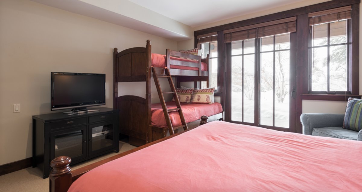 Park City Condo - Silver Star 4 Bed Cottage w/Spa