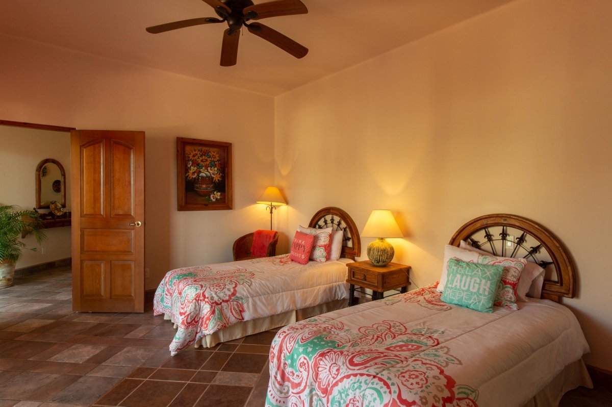 Cabo Villa Bougainvillea