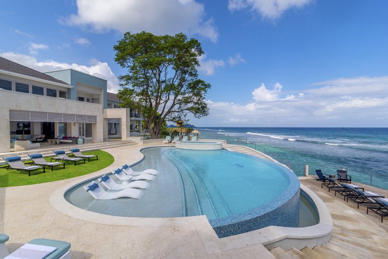 Luxury Villas and Hotels in Jamaica