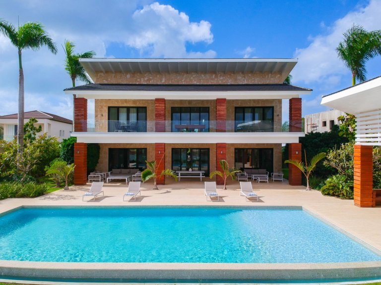 Luxury Villas For Rent in the Dominican Republic