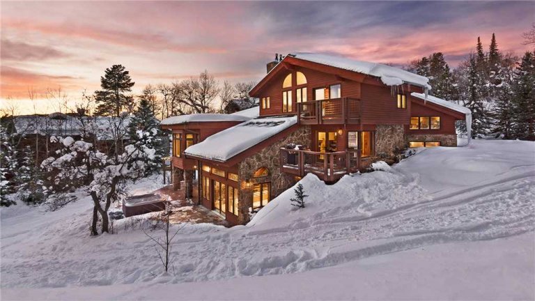 Ski In/Ski Out