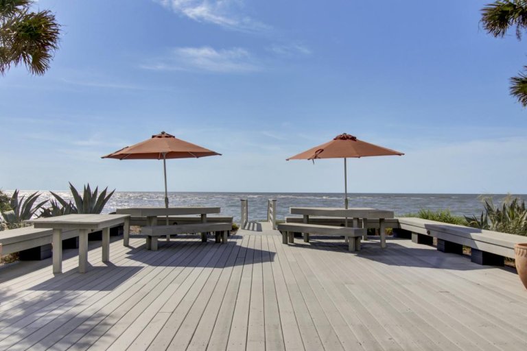 Isle of Palms Beachfront & Oceanfront Rentals