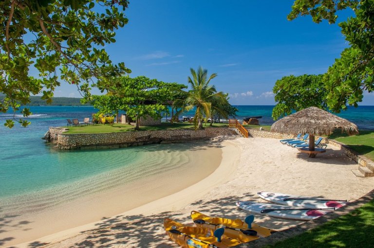 Luxury on Discovery Bay