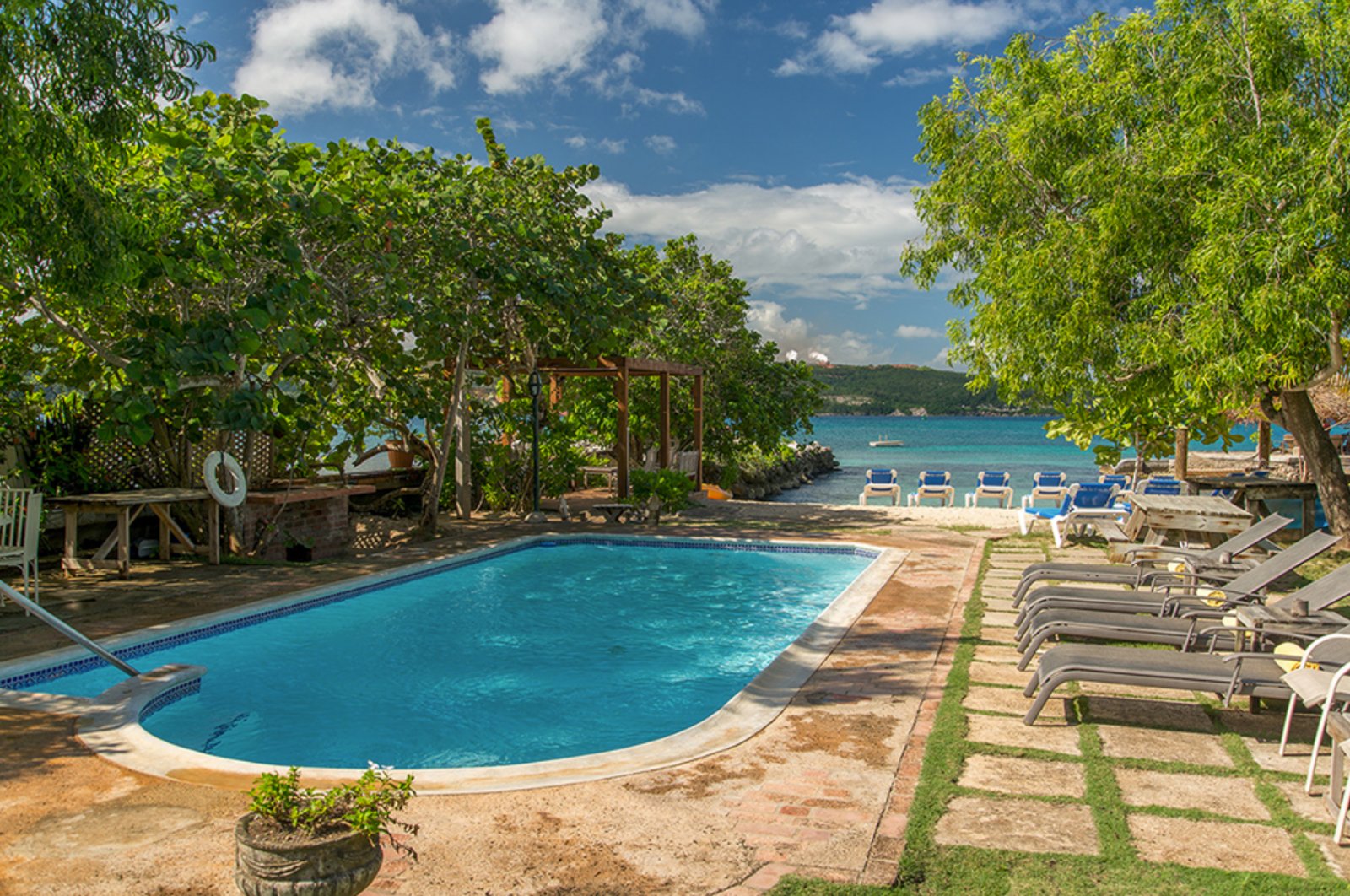 Discovery Bay Sunset Villa Discovery Bay Vacation Rental Exotic Estates