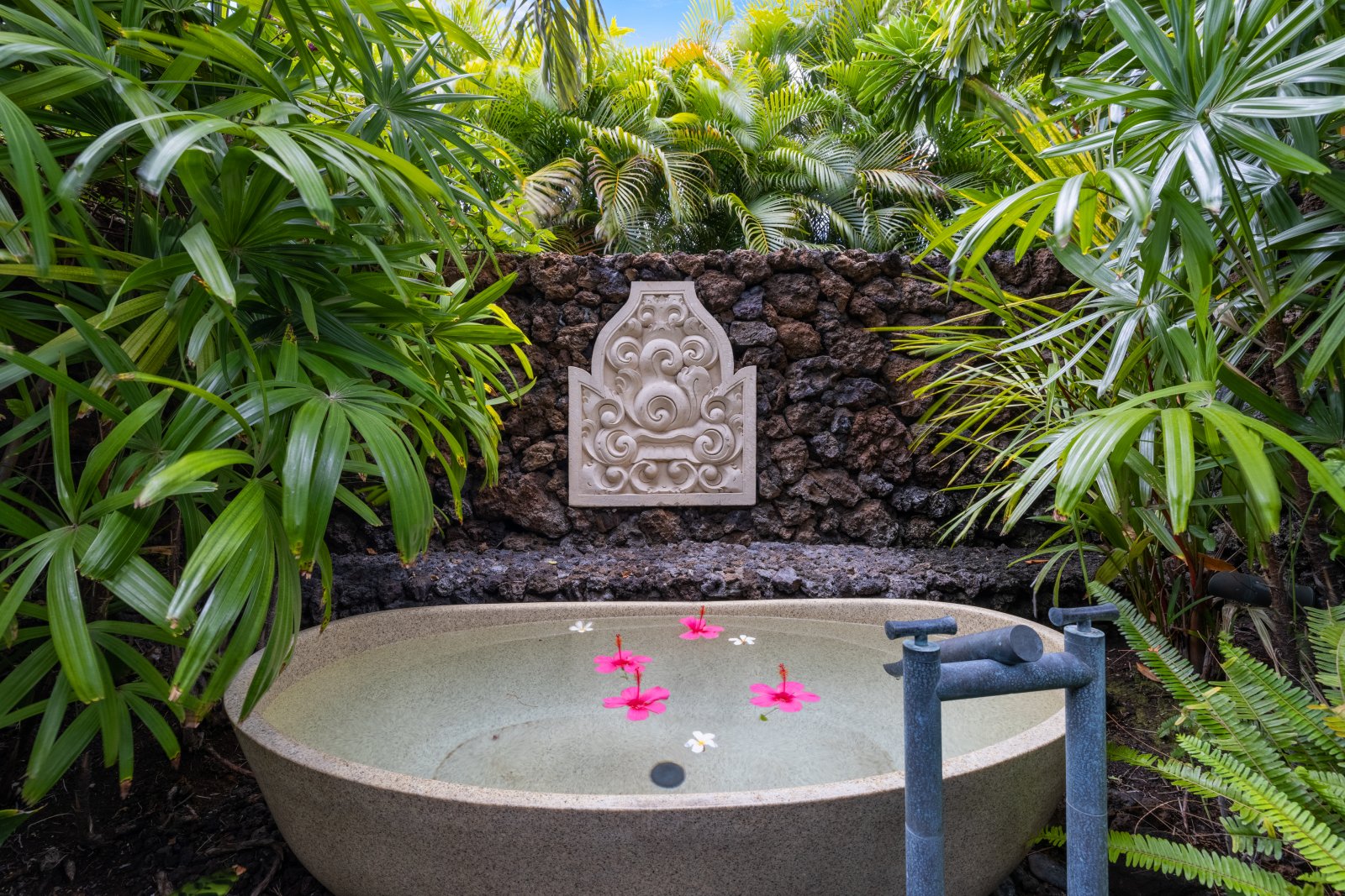 Pauoa Beach Oceanfront Villa Mauna Lani Vacation Rental Exotic Estates