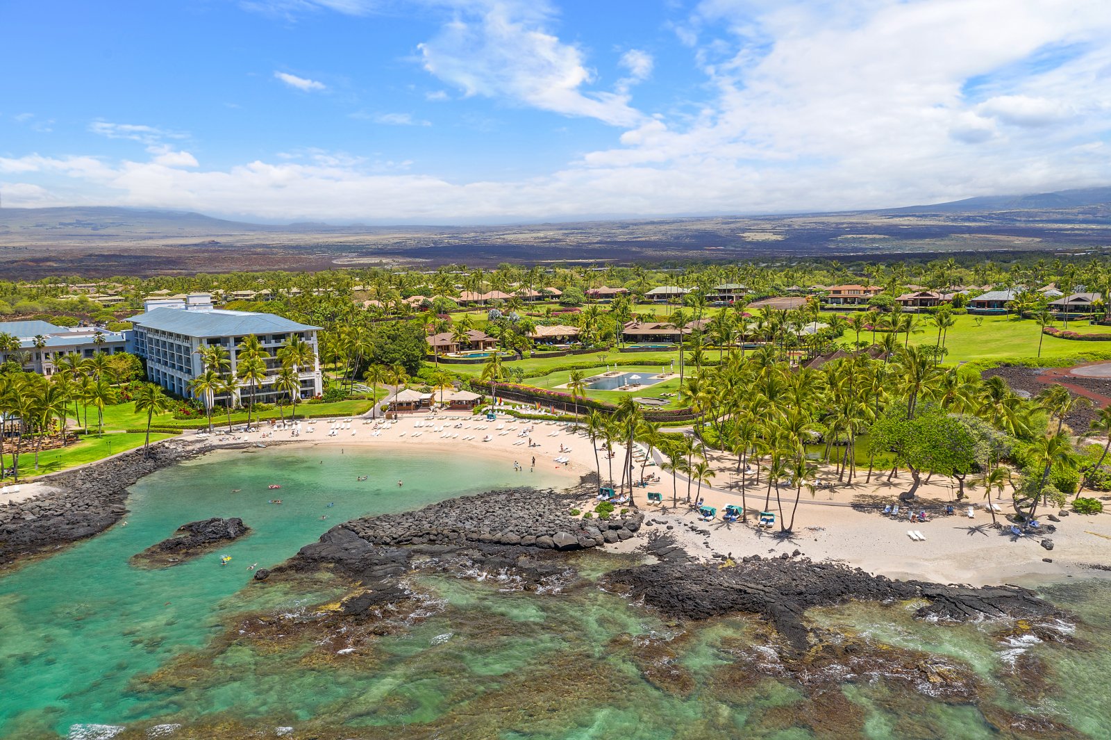 Pauoa Beach Oceanfront Villa | Mauna Lani Vacation Rental | Exotic Estates