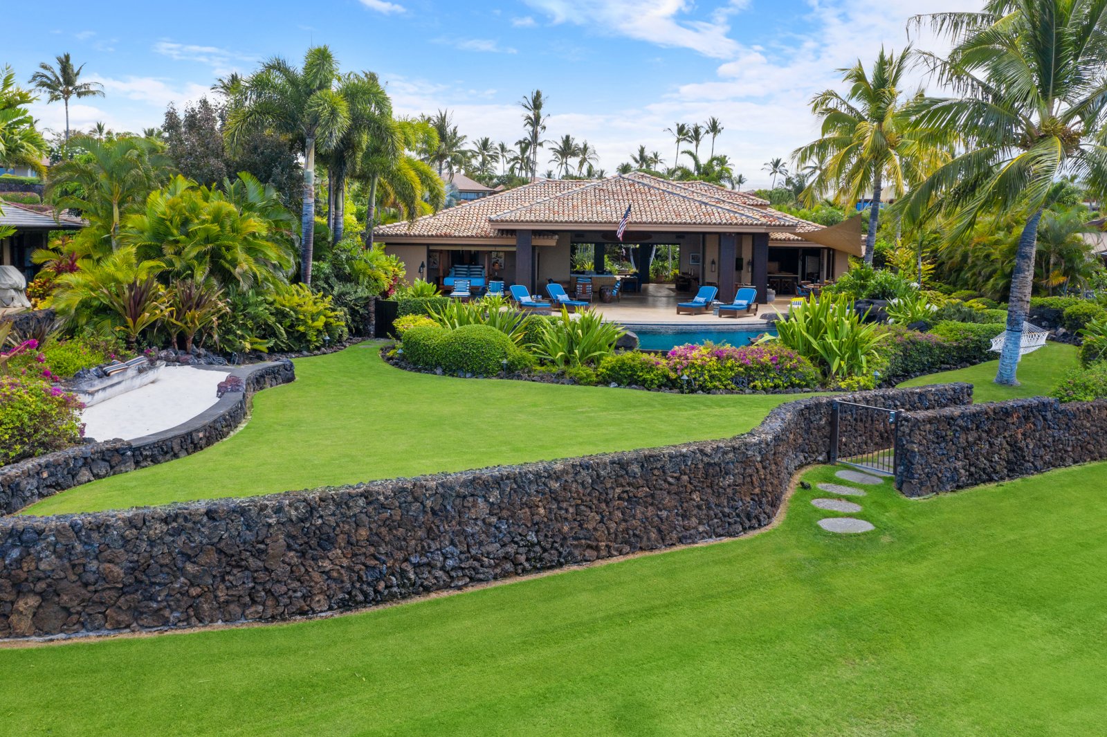 Pauoa Beach Oceanfront Villa Mauna Lani Vacation Rental Exotic Estates