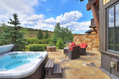 Lone Star Lodge