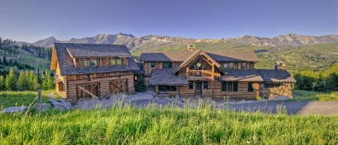 Latigo Lodge