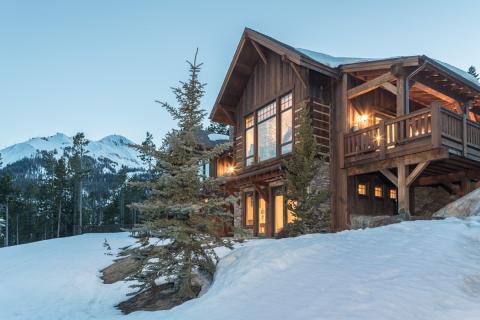 Wolf Pack Hideaway