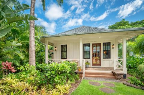 Lodge at Kukui'ula Cottage 12