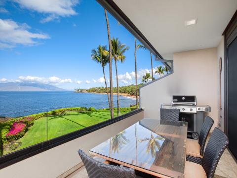 Makena Surf F207 Beachfront Resort