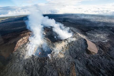 "Doors Off” Volcano Helicopter Tours on the Big Island