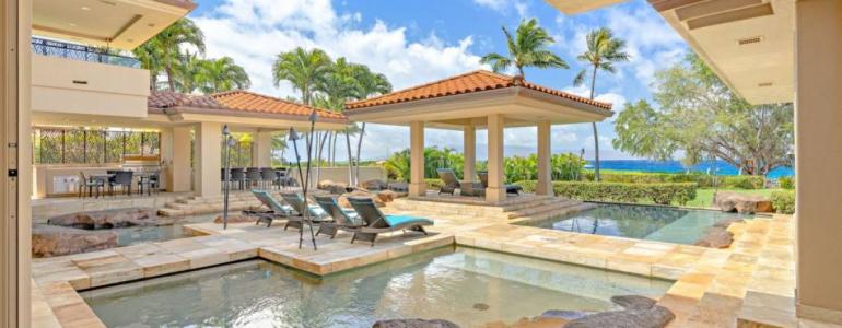 The Benefits of Vacation Villas Versus Resorts in Hawaii